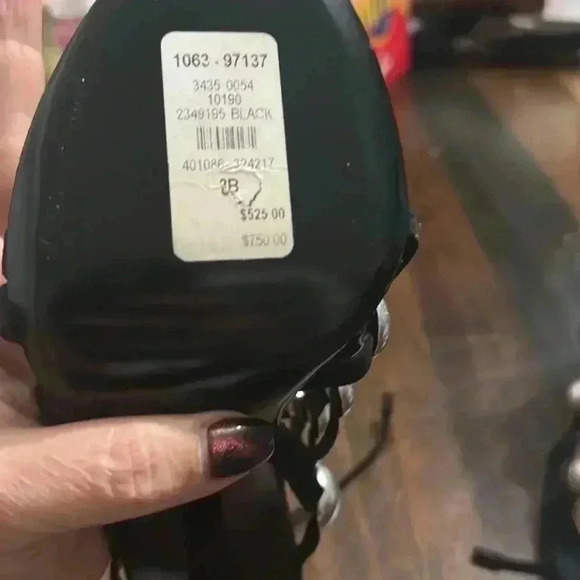 ALEXANDER WANG
NEW in box Alexander Wang Rubie Cage Sandals - Picture 6 of 6